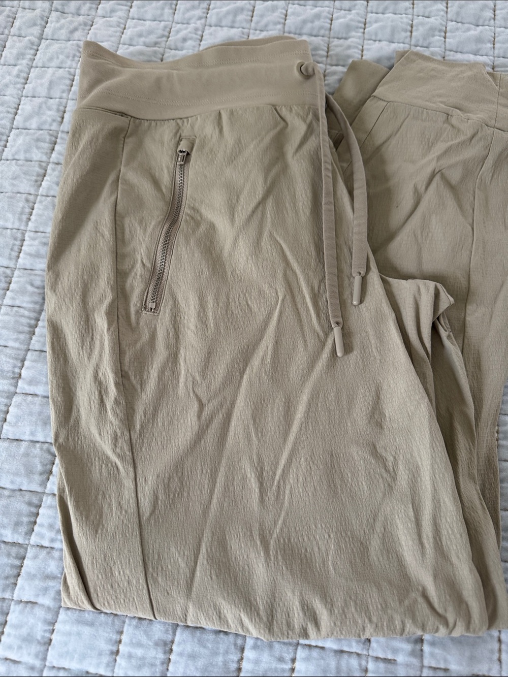 Athleta Women's Light Tan Drawstring Track Joggers